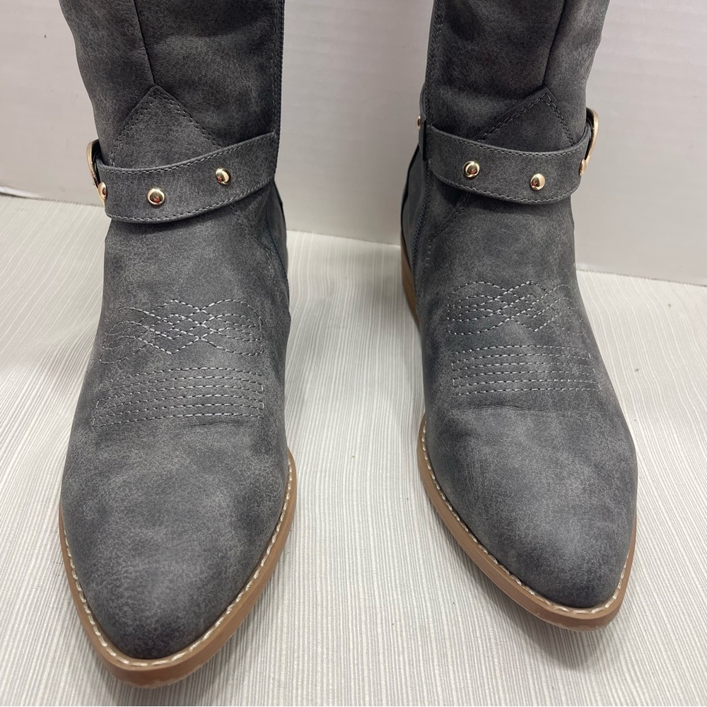 Comfort EST 1946 Western gray dress boots. Size 8. Pre-owned great condition. - Picture 3 of 16